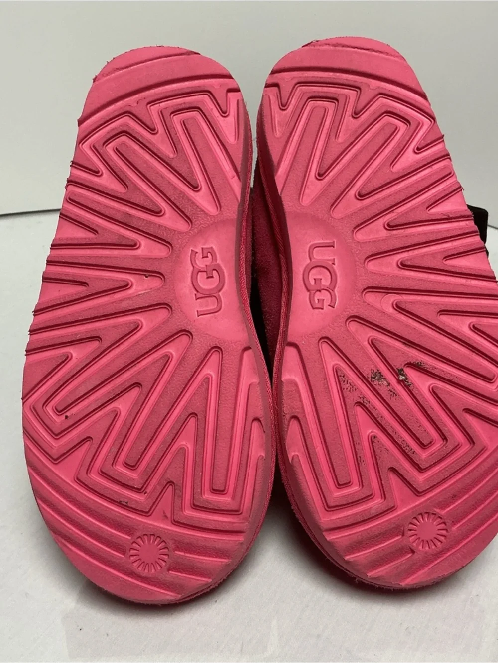 UGG Tasman Slipper Pink Suede Sheepskin Lined Youth Size 13